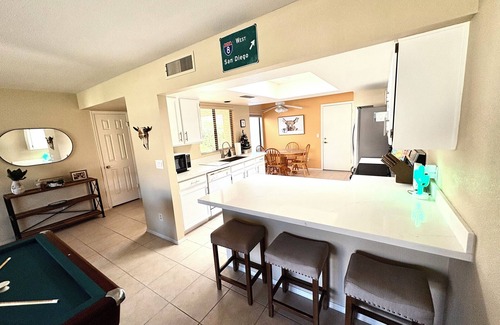 Westbrook Village Condo | Escape to Sunny Phoenix!