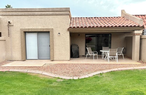 Westbrook Village Condo | Escape to Sunny Phoenix!