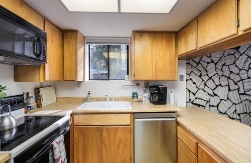 Greenville House | Escape to the Cabin, 1GB Ultrafast WiFi, in Plumas National Forest