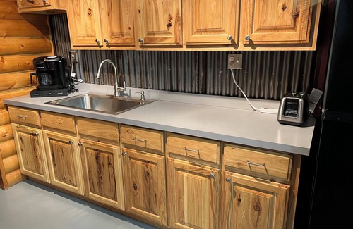 Seminole House | Escape to the Country: 2 bedroom Barndominium Retreat