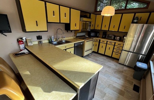 Port Franks Cottage | Escape to the Forest: Beach Access, Jacuzzi, and Cozy Fireplace