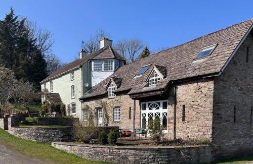 Llanfihangel Tal-y-llyn House | Escape to the Hillis