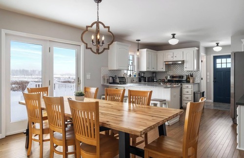 Alanson House | Escape To The Lake! Boat Launch Nearby and Close To All Northern Michigan Fun