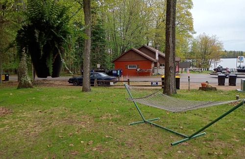 Rhinelander House | Escape to the Lake – Your Perfect Getaway Awaits!