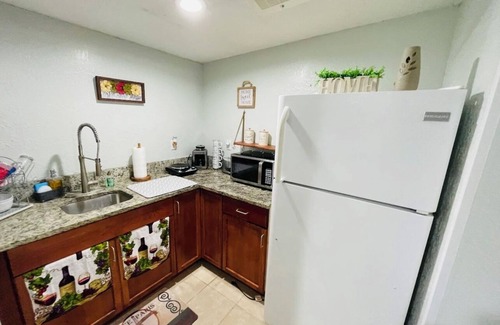 Temple Terrace Apartment | Escape to The Marine – Cozy Studio with a Touch of Nautical Elegance