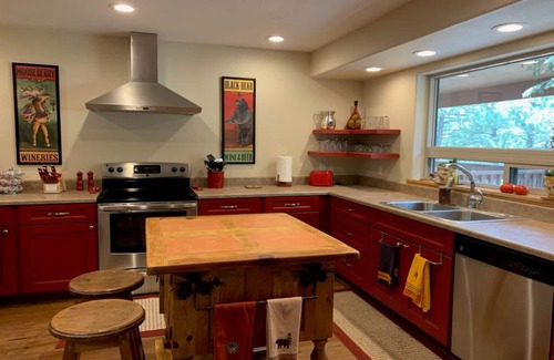 Ruidoso Condo | Escape to the Mountains! Pinon Park Mountain View Condo