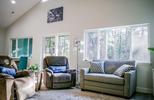 Colorado Springs Cottage | Escape to the Nest in Black Forest 10 minutes to town