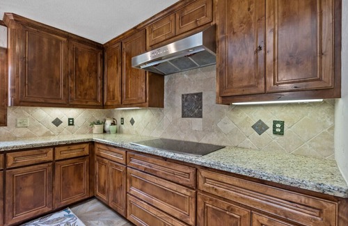Hearne House | Escape to Tranquility at the Villas of Wind Dancer Retreat