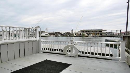 Cape May Apartment | Escape To Yacht - Upstairs Apartment