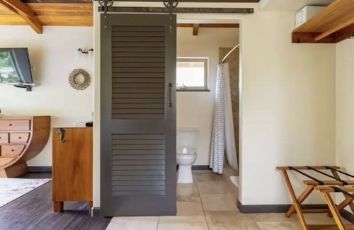 Hilo House | Escape to your private oasis