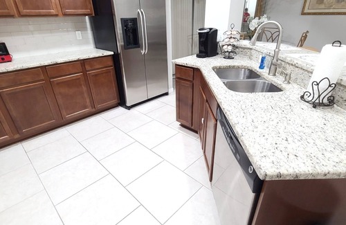 Deltona Lakes House | "Escape to Your Private Oasis: Experience Comfort and Luxury in Our Home"