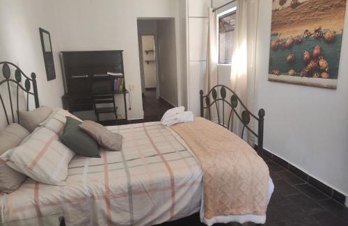 Waterkloof Glen House | Escape