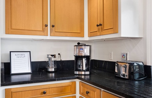 Felicita House | Escondido Escape