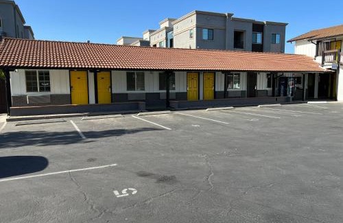 Central Escondido Hotel | Escondido Inn