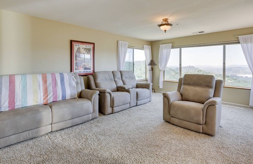 North Ridge House | Escondido Vacation Rental w/Mountain Views!