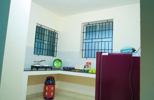 Adyar Apartment | Esha Homestay - Mangalore