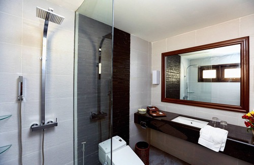 Ngwe Saung Hotel | Eskala Hotels & Resorts Ngwe Saung
