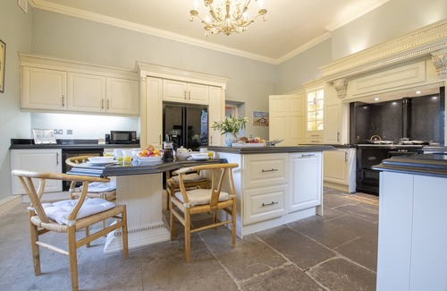 Alnwick Cottage | Eslington East Wing - a grade II listed property that sleeps 10 guests in 5 bedrooms