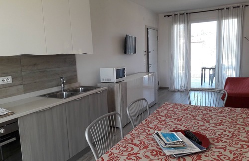 Desenzano del Garda Apartment | ESMERA APARTMENT WITH POOL TWO BEDROOMS TWO BATHROOMS on the ground floor