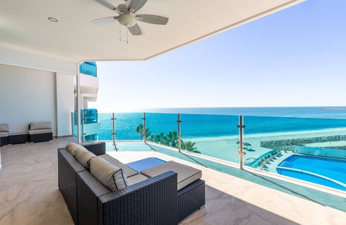 La Choya Condo | Esmeralda Beach Resort 3 Bedrooms Condo B 401