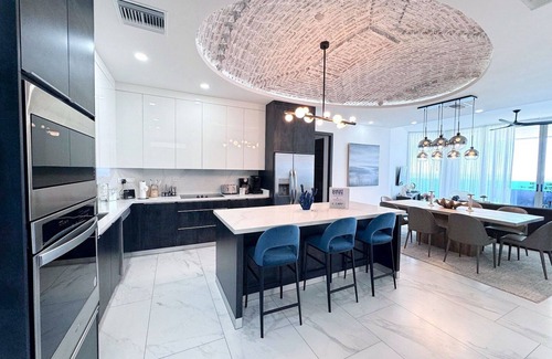 La Choya Condo | Esmeralda Beach Resort 3 Bedrooms Condo C 1402
