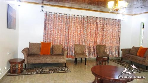 Narok Villa | Esniko Villa