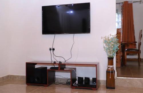 Narok Villa | Esniko Villa