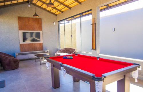 Setor Lagoa Quente House | Espaço Premium: 5 Quartos, Piscina e Sinuca