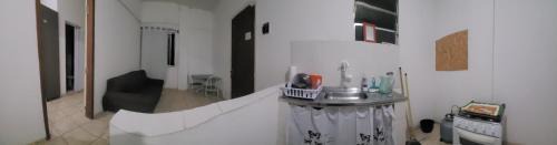 Itapua Apartment | Espaçosa kitnet em itapua 10 min da praia.