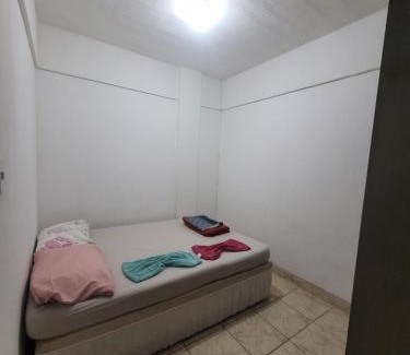 Itapua Apartment | Espaçosa kitnet em itapua 10 min da praia.