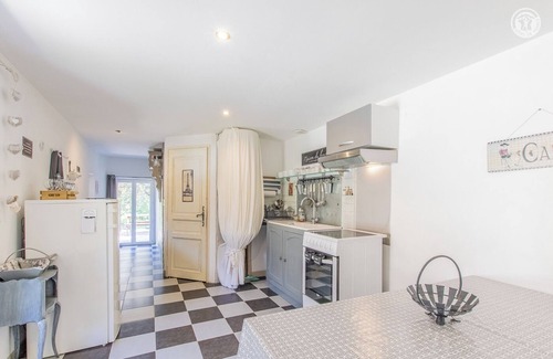 Frontenaud House | Espace Harmonie - Frontenaud