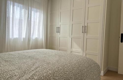 Aranjuez Apartment | Espacioso Apartamento Familiar con terraza en Aranjuez - Confort, Tranquilidad y Netflix Incluido