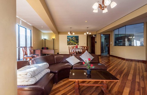 Primavera Apartment | Espacioso confortable apartamento familia