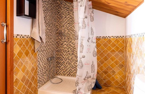 Valdelinares Apartment | Espacioso y luminoso duplex con buhardilla