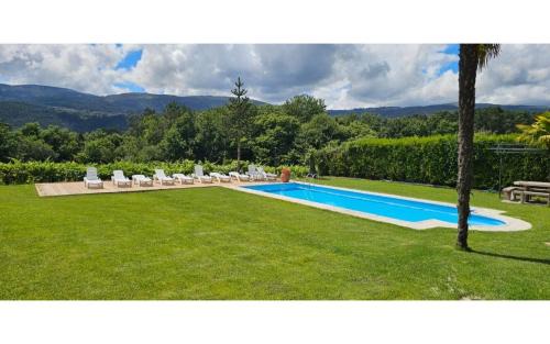 A Caniza House | Espectacular casa gallega con piscina
