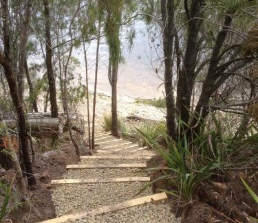 Brooks Bay House | Esperance Landing