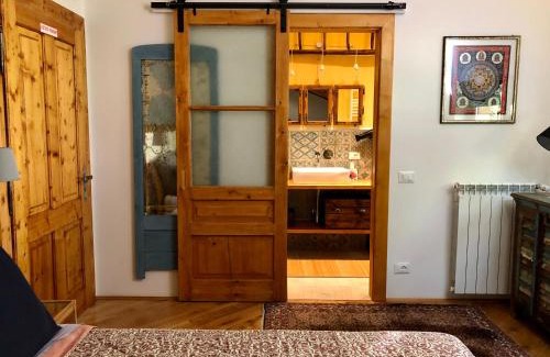 Roiano-Gretta-Barcola-Cologna-Scorcola Apartment | ESPERIA casa vacanza