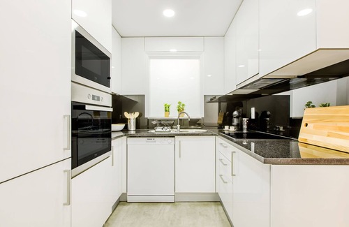 Espinho Apartment | Espinho Beach 4 Stays