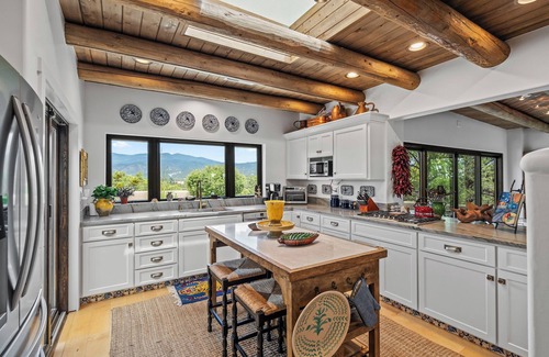 Santa Fe House | Espiritu Estate - Secluded Retreat, Patio with Fire Pit, Hot Tub