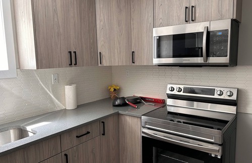 Saskatoon Apartment | Esplendido suites, perfect for couples, friends and travellers seeking pleasure