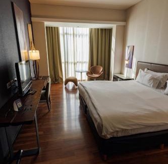 Maipu Hotel | Esplendor by Wyndham Mendoza