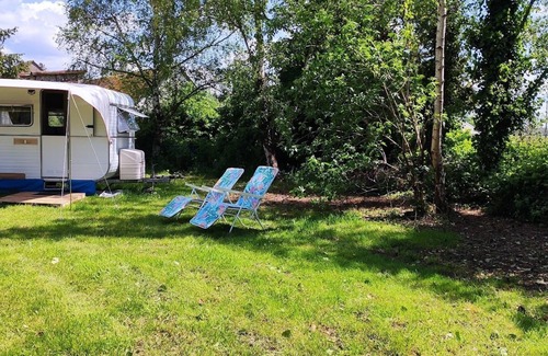 Fougeres-sur-Bievre House | Esprit camping chambre caravane de 1976/Beauval/Chambord/Cheverny/Chenonceau