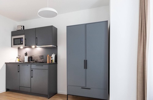 Stadtkern Apartment | Essen Kettwiger Str | Suite L + Balcony