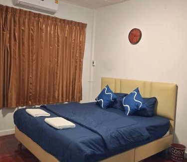 Din Daeng House | ESSENCE Home