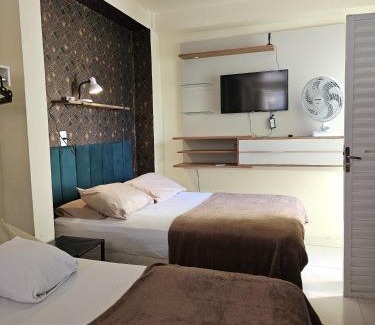 Uvaranas House | Estúdio Central 76