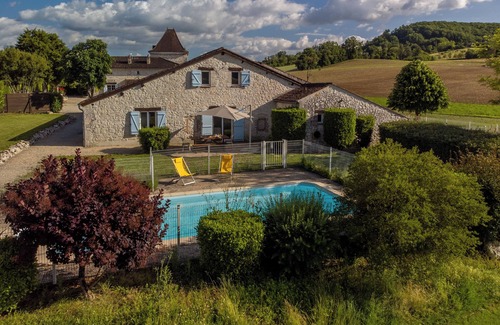 Trentels House | Establou gîte for 8 to 10 people with private pool