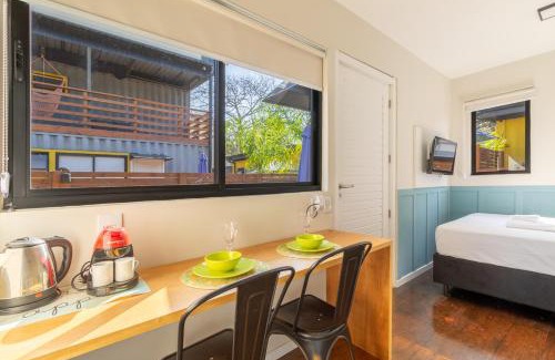 Lagoa da Conceicao Apartment | Estacionamento-1000Mbps-AC-Smart TV-Piscina