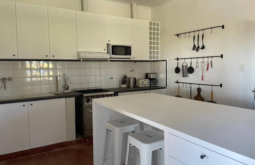 Gowland House | Estancia "La Reforma I"
