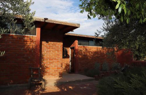 Valle de Guadalupe Cabin | Estancia Los Amigos Valle de Guadalupe