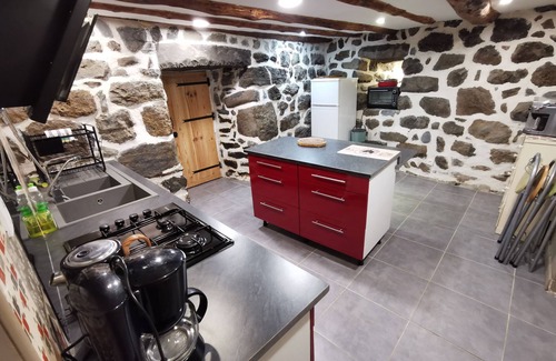 Le Monastier-sur-Gazeille House | Estaou treillo 2 gîte rural *